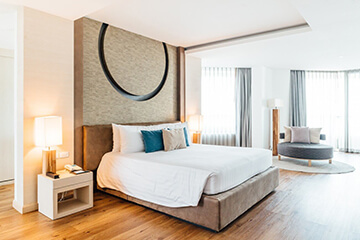 featured instructors